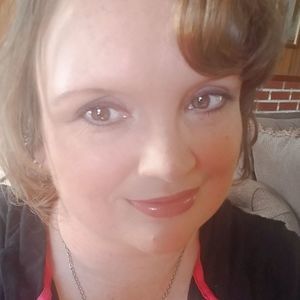 Meet your Posher, Traci
